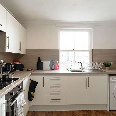 Apartment Bright 1 Bed Harbour-side In