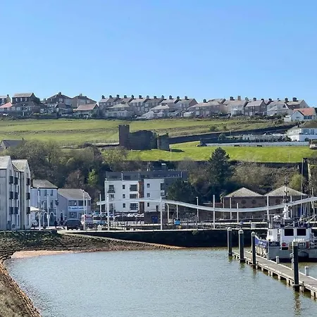 Bright 1 Bed Harbour-side In Lejlighed *