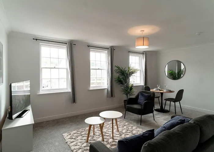 Bright 1 Bed Harbour-side In * Whitehaven