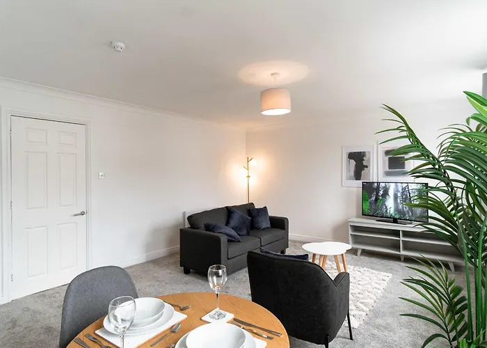 Bright 1 Bed Harbour-side In Apartment